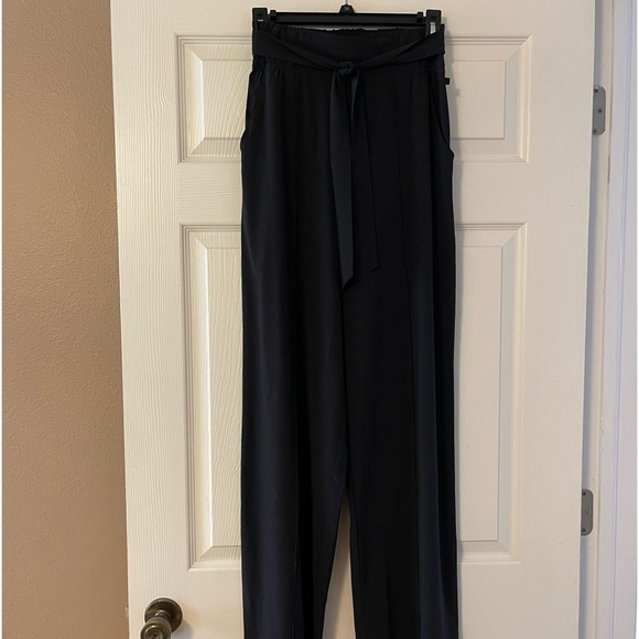 Lululemon pants - Picture 1 of 5